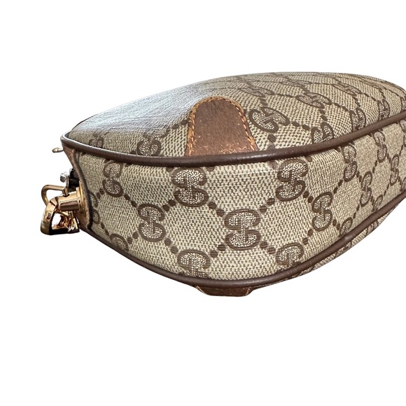 GUCCI Sherryline Crossbody Bag - Picture 6 of 15